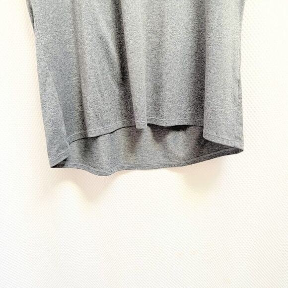 The North Face V Neck T-Shirt Short Sleeves Lightweight Gray Women sz Large - Picture 4 of 9